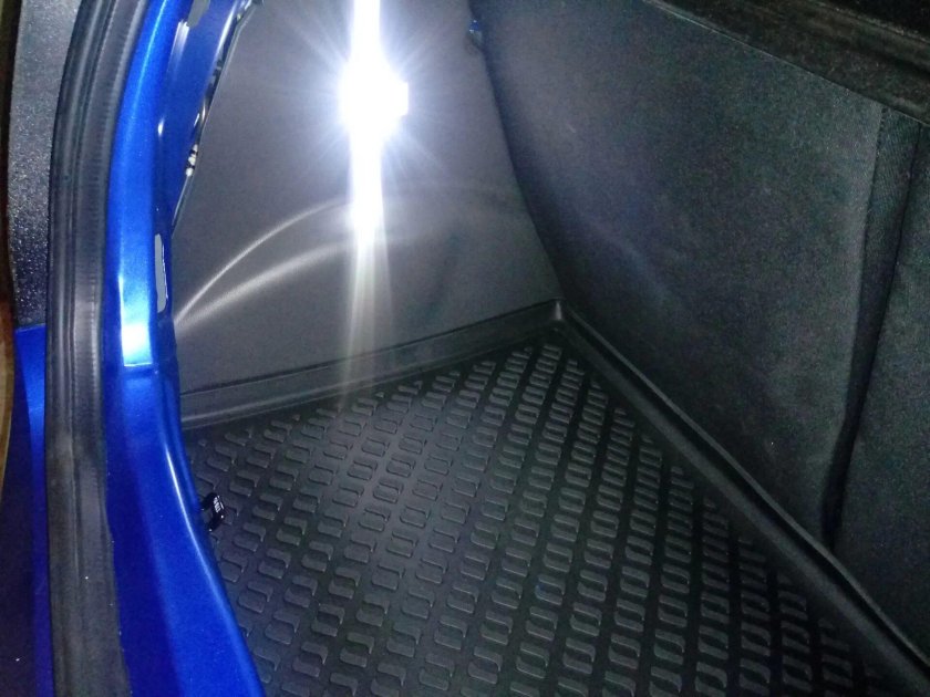 Клапан вентиляция багажника Равон р2