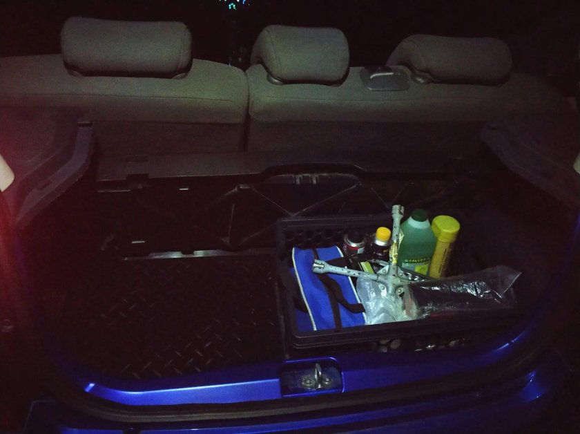 Лампа подсветки багажника Ravon r3