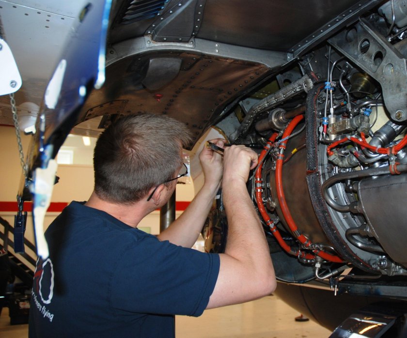 Авиационный механик