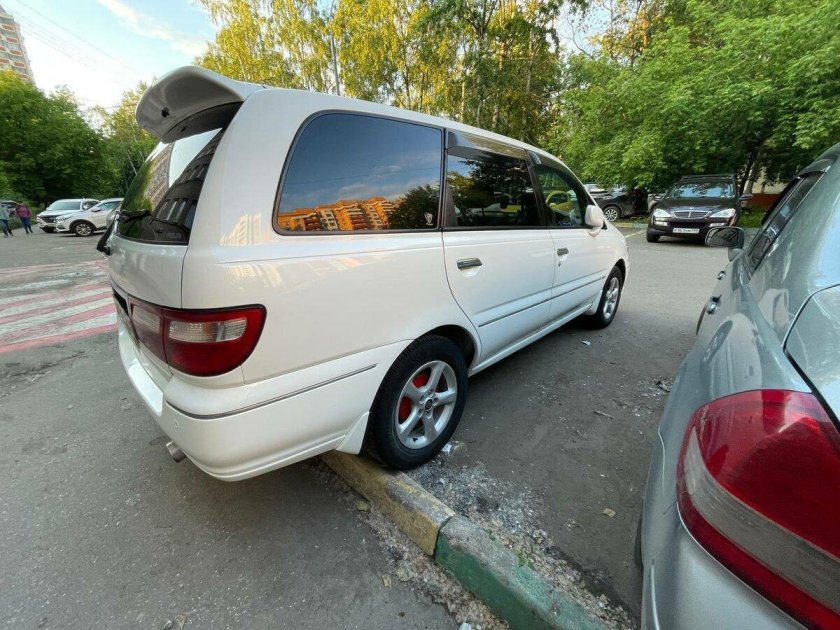 Ниссан Пресаж