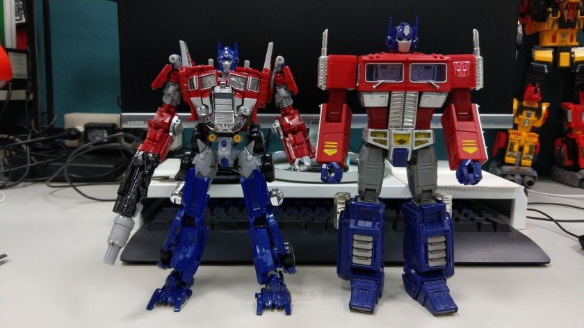 Takara Tomy Optimus Prime