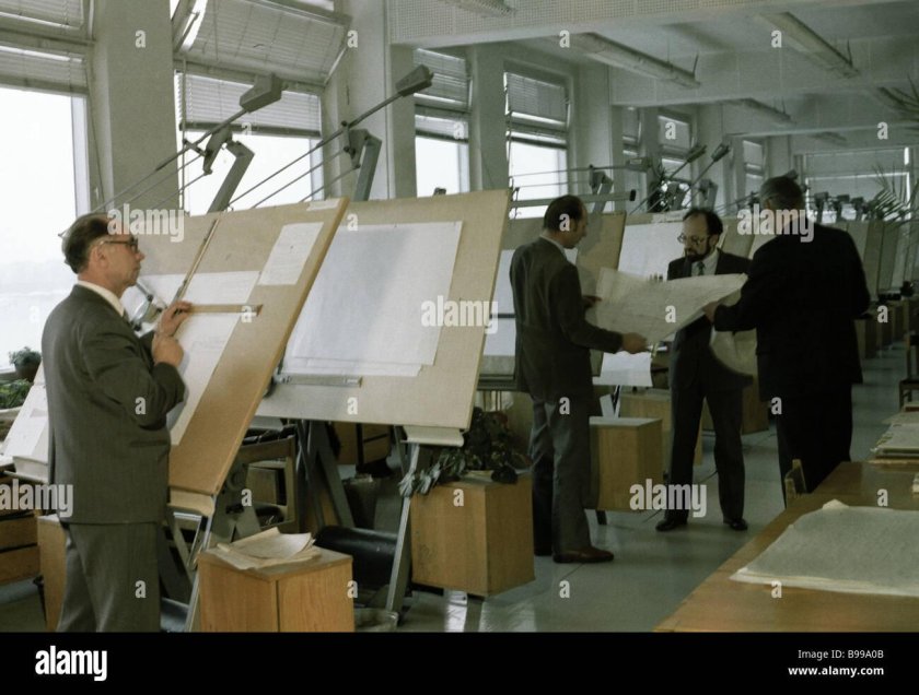 Советские инженеры Кульман