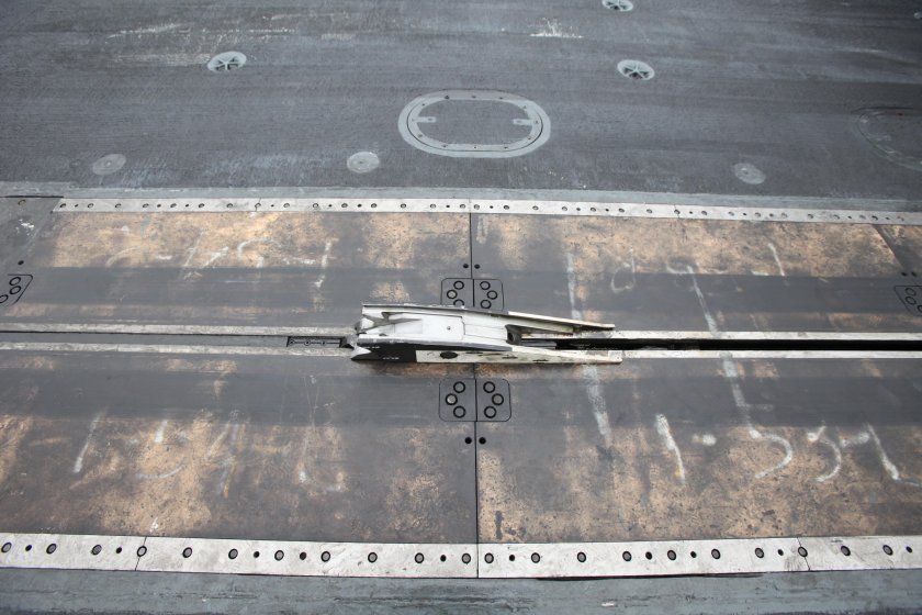 Паровая катапульта на авианосце