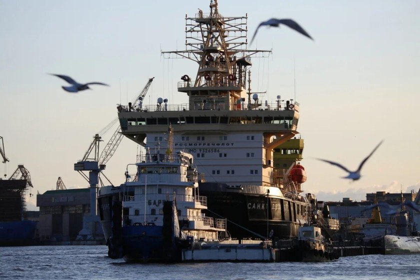 Ледоколы в Санкт-Петербурге 2022