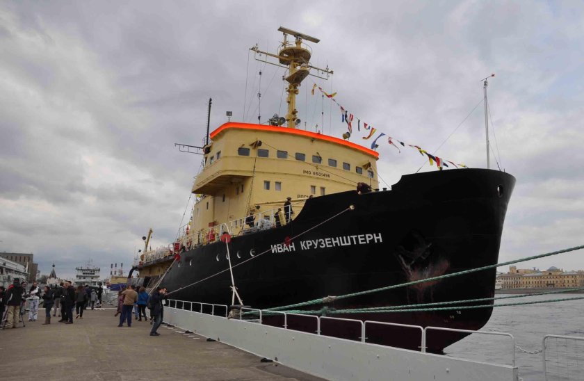 Ледокол "Капитан Сорокин" в Санкт-Петербурге