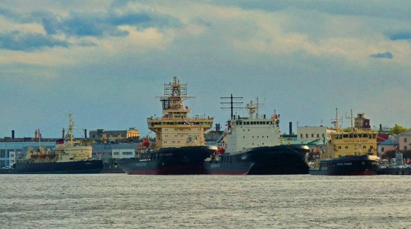 Фестиваль ледоколов в Санкт-Петербурге