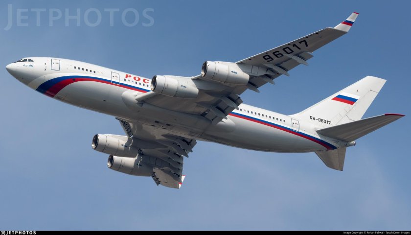 Самолет ил 96