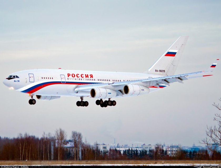 Ил-96-300 (ra-96019