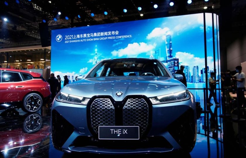 БМВ электрокар 2022