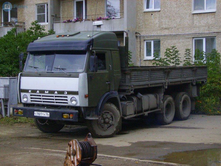 КАМАЗ 5320, 53212