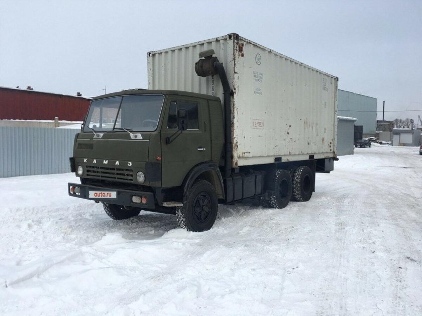КАМАЗ 53212 бортовой