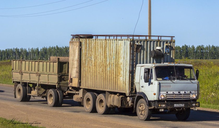 КАМАЗ 53212 самосвал
