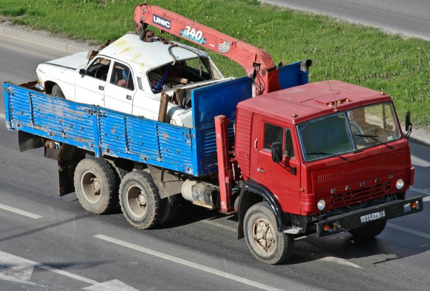 КАМАЗ 5320 бортовой с манипулятором