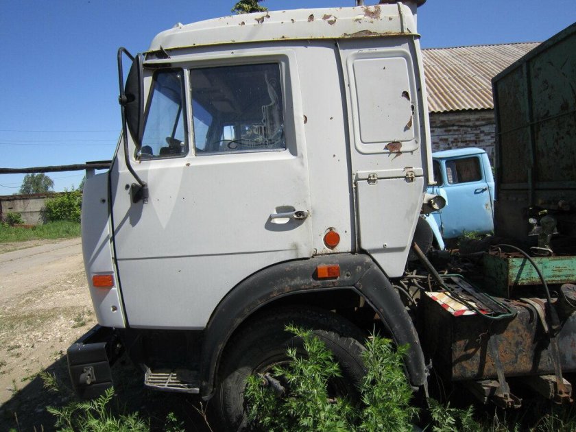 КАМАЗ 35410 С прицепом