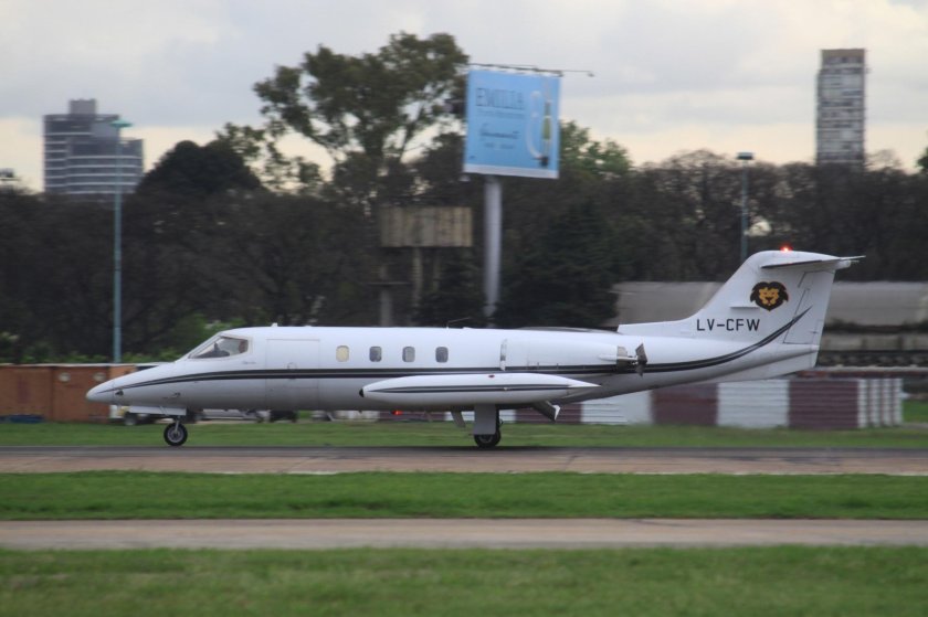 Learjet 24