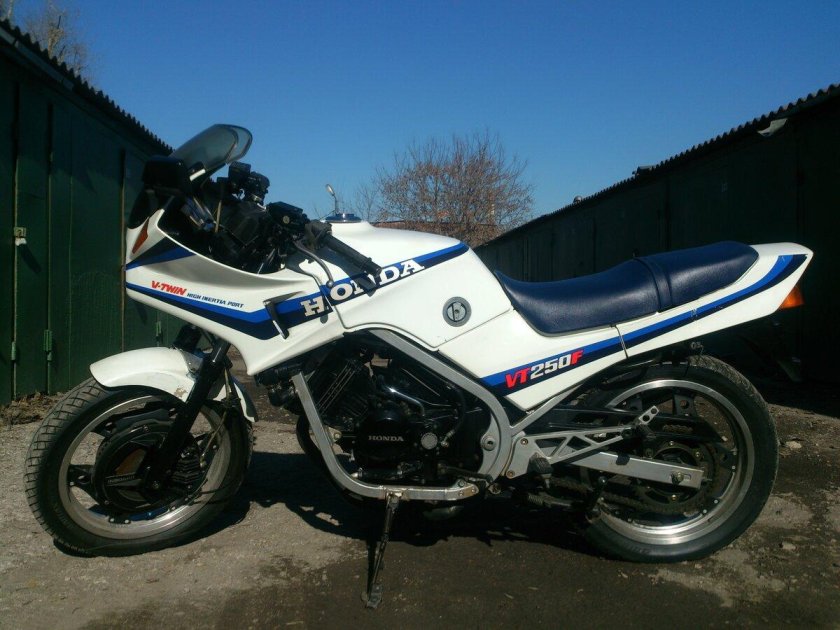 Honda VT 250
