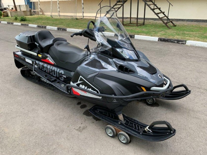 Ski-Doo Skandic SWT 900 Ace
