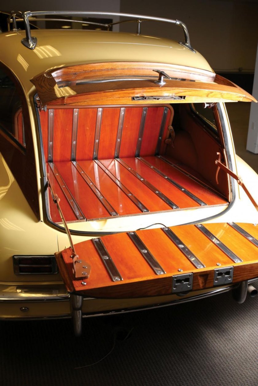 1948 Packard eight Station sedan