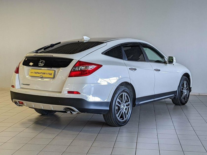 Хонда Кросстур