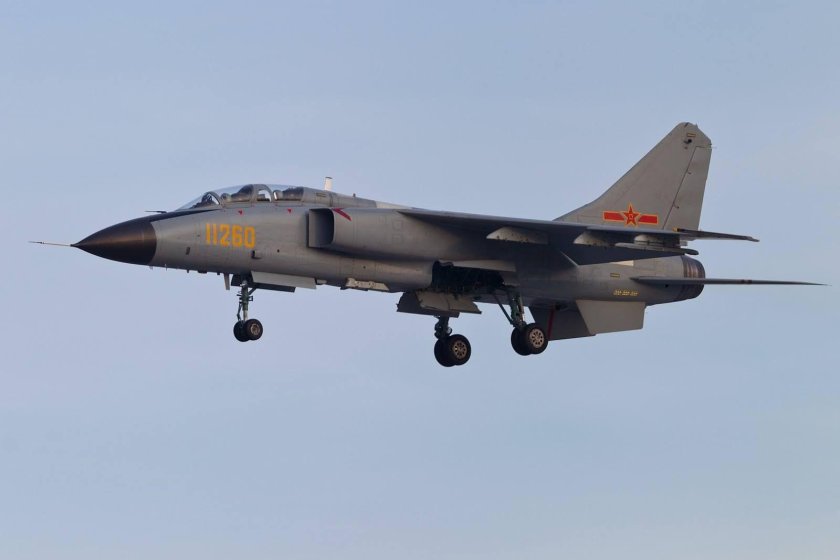 JH-7a самолет