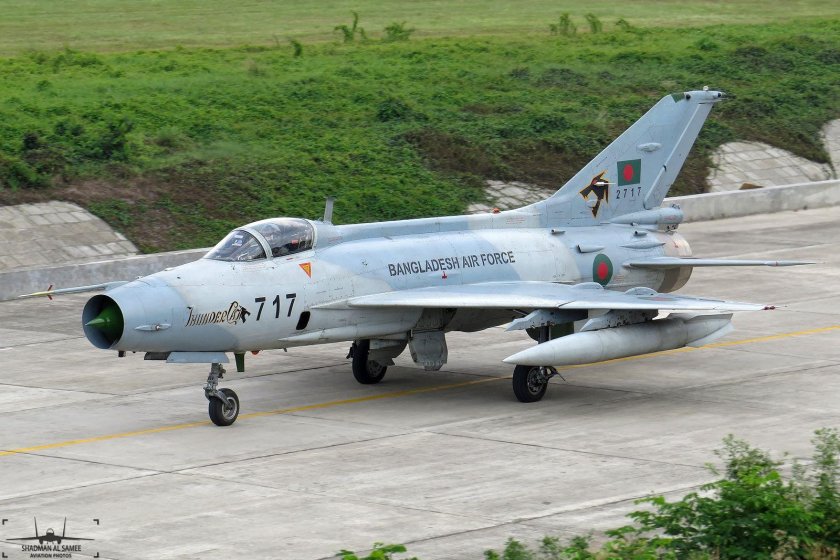 Chengdu j-7 (миг-21)