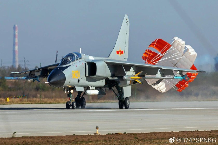 Китайские истребители JH-7a