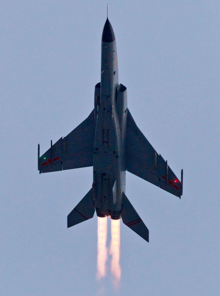 Flying Leopard самолет