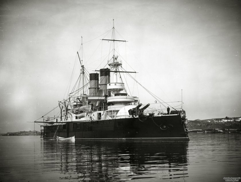 Эскадренный броненосец двенадцать апостолов