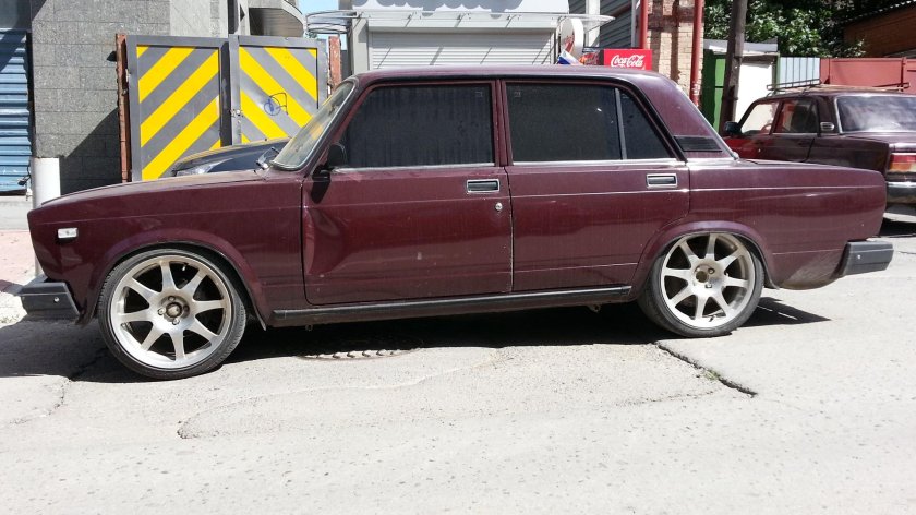 ВАЗ 2107 r16
