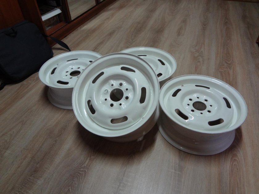 Диск ВАЗ 2105 r13 штампованный