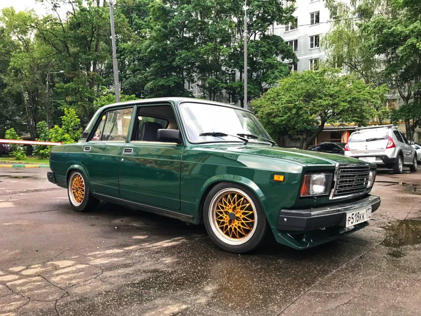 ВАЗ 2107 стенс зеленая