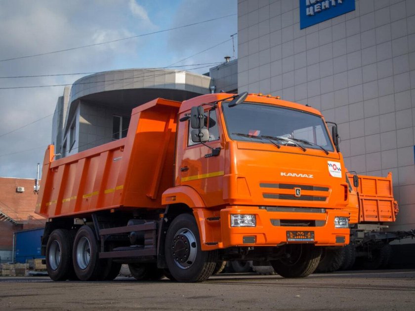 КАМАЗ 65115 самосвал