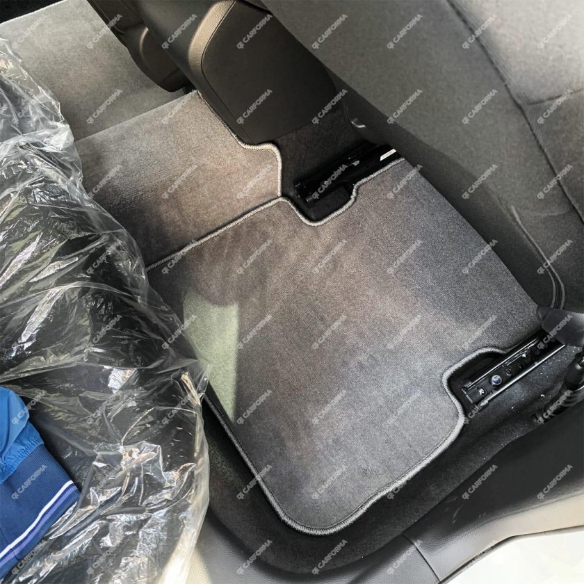 Пассат СС коврики в салон