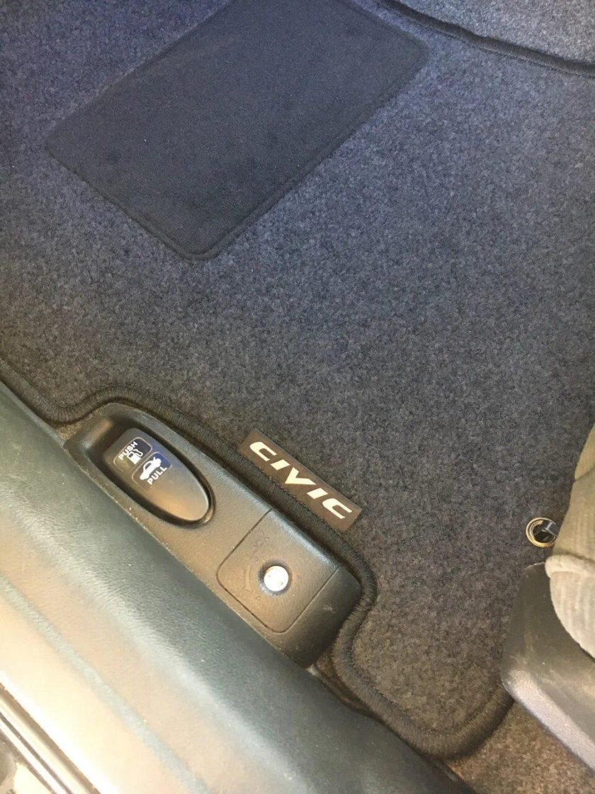 Автоковриков Honda Civic 4d