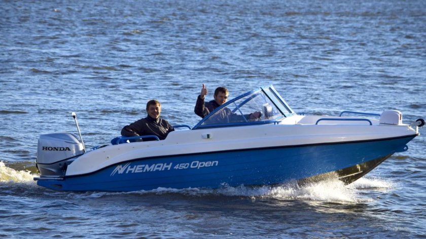 Мотолодка Неман 450 опен