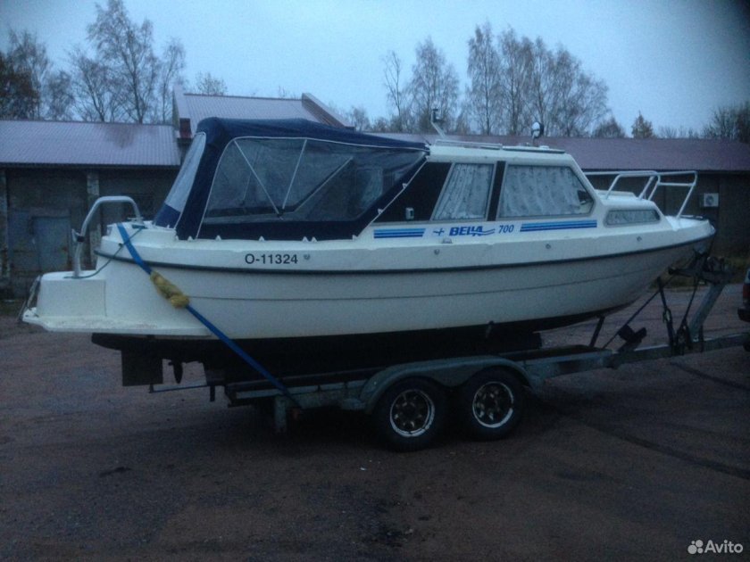 Белла 7000 катер