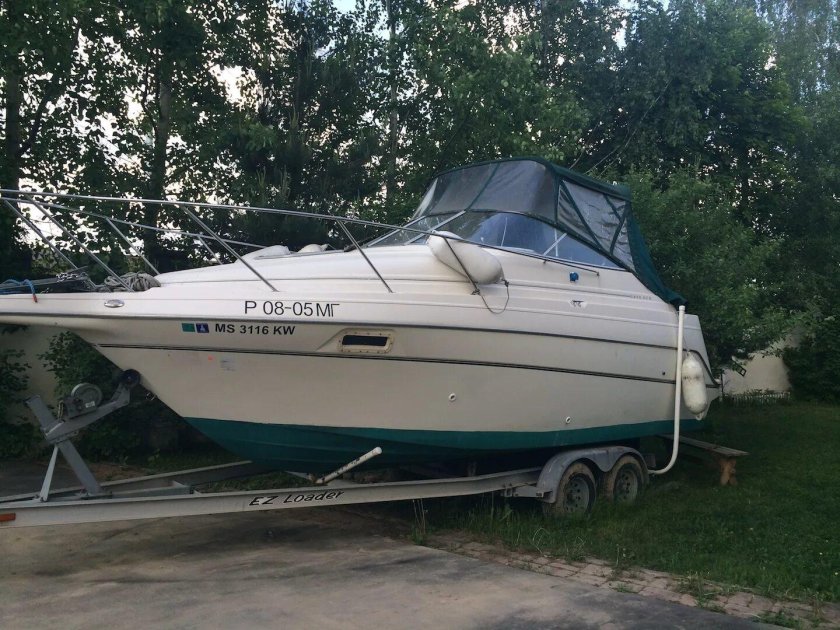 Катер Maxum 2400