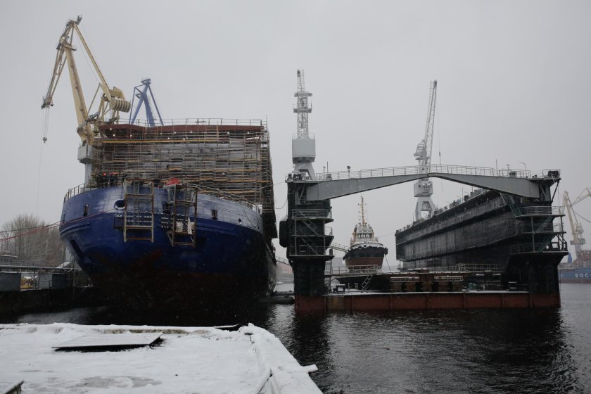 Пожар на ледоколе Виктор Черномырдин