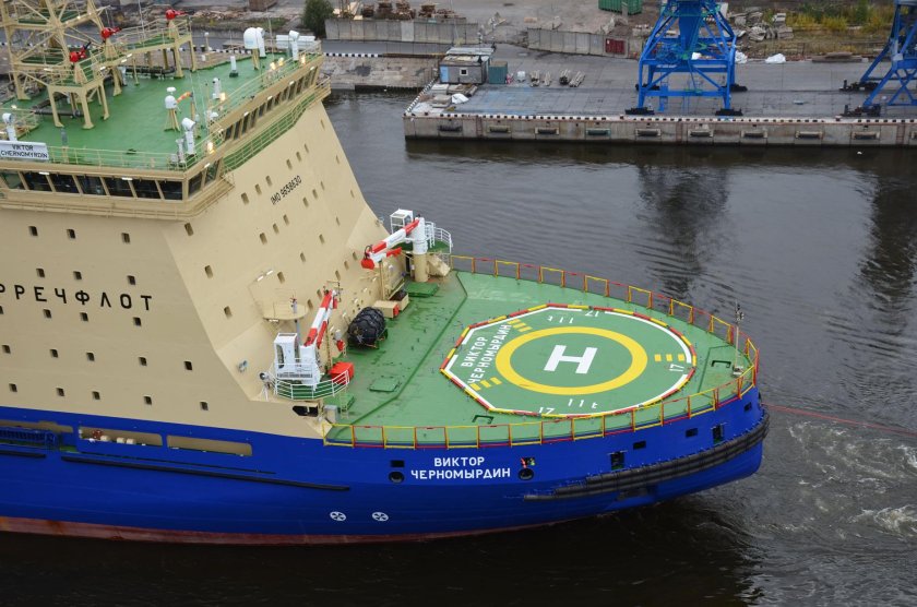 Проект 22600 Виктор Черномырдин