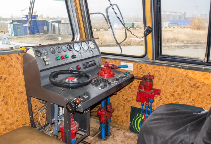 Тгм40 кабина