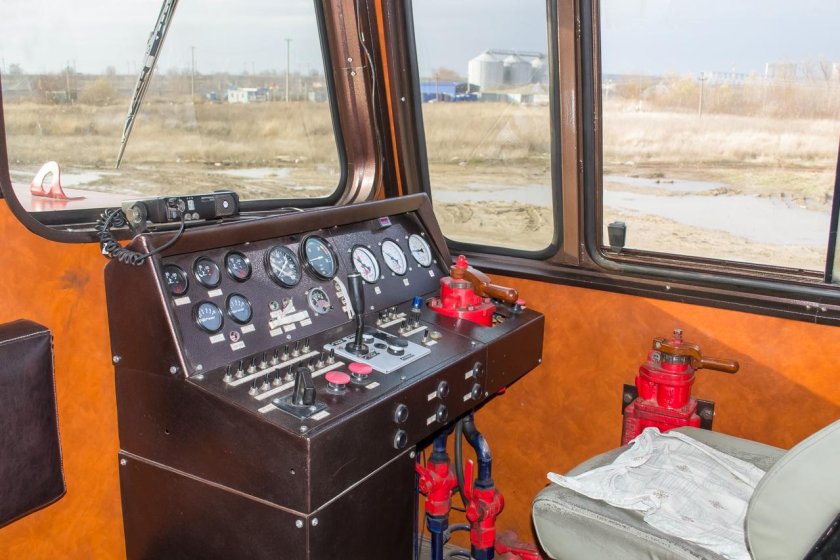 Тгм40 кабина