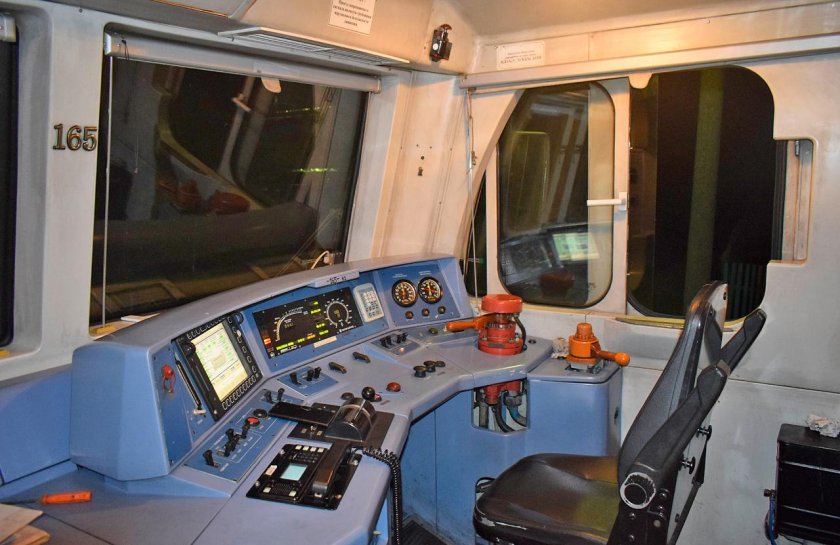 Тэп70бс кабина