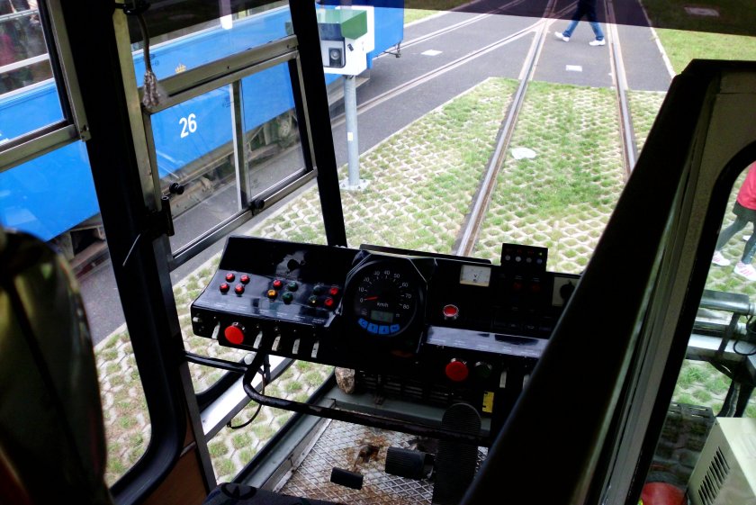 Кабина крана башенного внутри