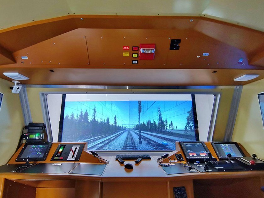 Тэ33а кабина машиниста