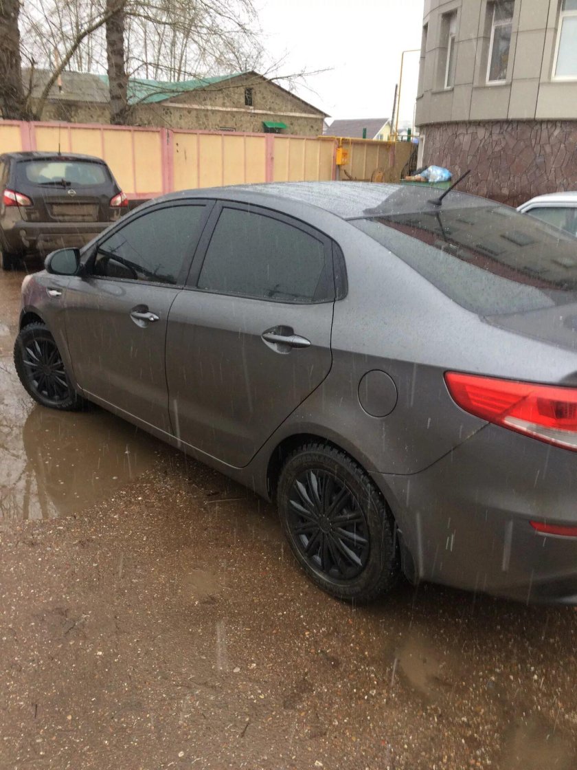 Киа Рио 3 серый без Колпаков