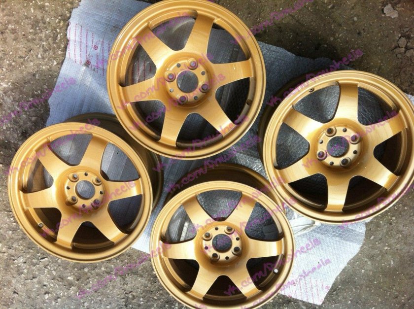 Золотистые диски