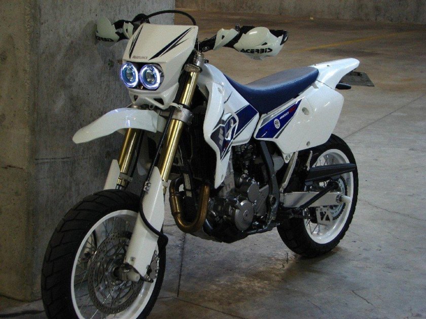 Suzuki drz400sm