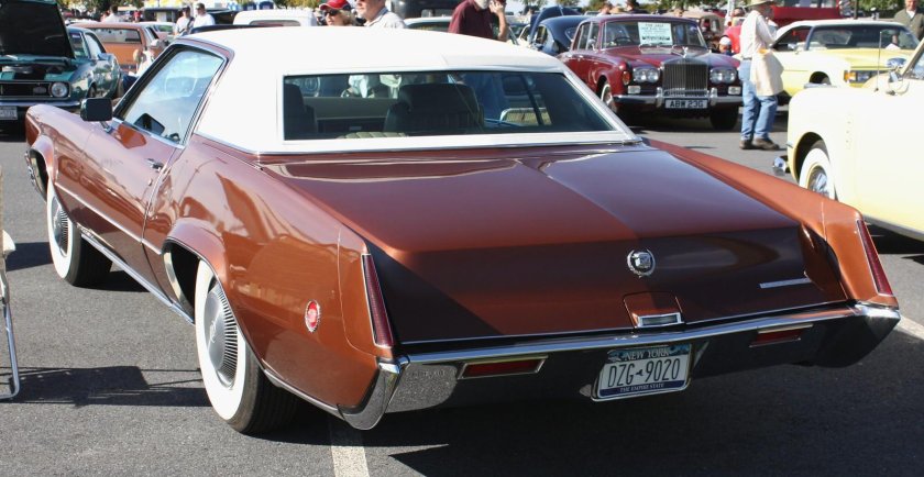 Cadillac Eldorado 1970 машина