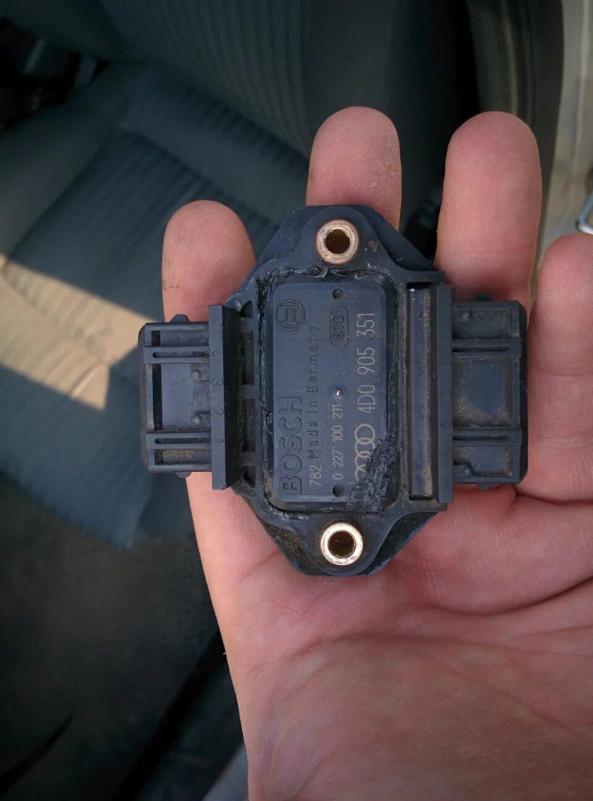 Коммутатор Шкода Октавия 1.6