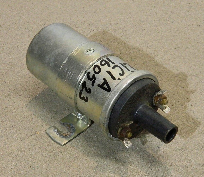 Катушка зажигания Шкода Фелиция